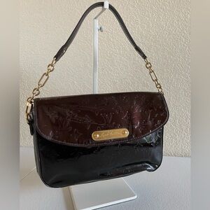 Louis Vuitton Bel air clutch purse
